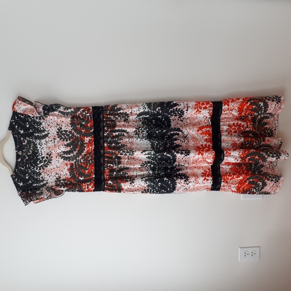 Lolitas & L dress - Picture 2 of 7